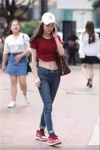 快乐的秘密室播放源
