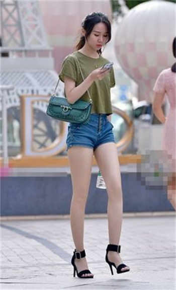 白峰美羽7月最新