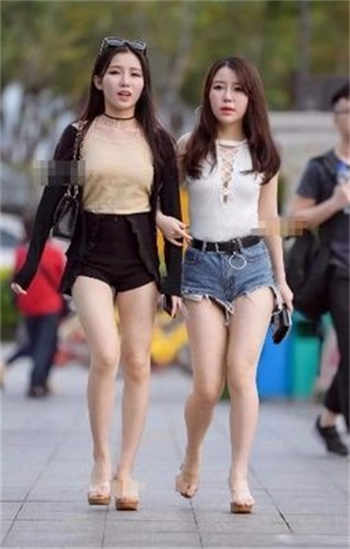 公猫配母猫姿势不对
