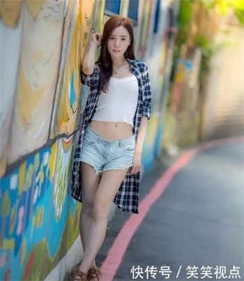 恋子情节有什么表现
