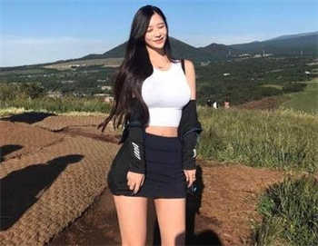 快手轩逸体操服事件