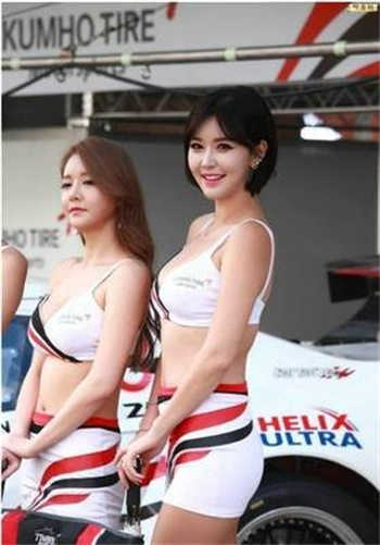 校长威胁小美打扑克的电影
