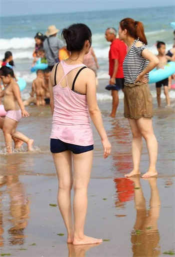 鬼眼萌妻天才通灵师
