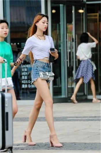 超级无敌召唤溥仪