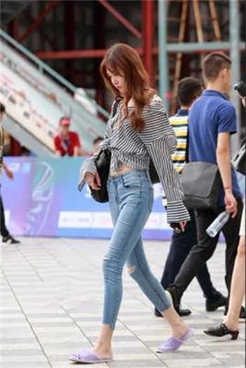 不正常婴儿小鸡图片