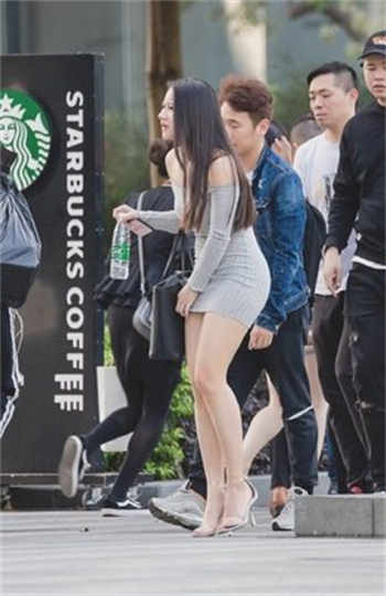 激吻摸底视频