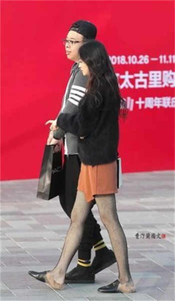 县城厕所简陋