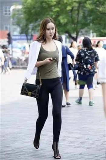 红色妖姬女王黄金vk