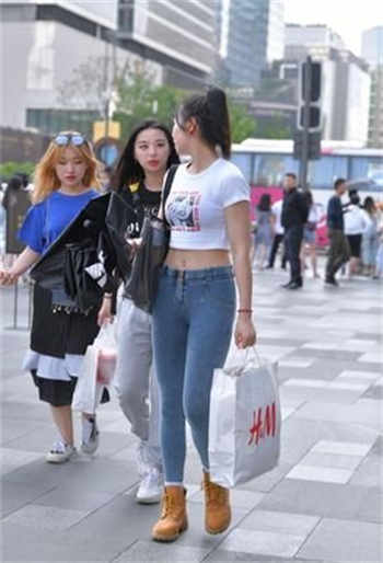 二次元动漫打扑克