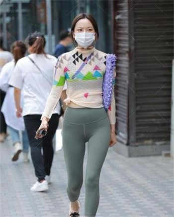 电影内容是房东和租客的
