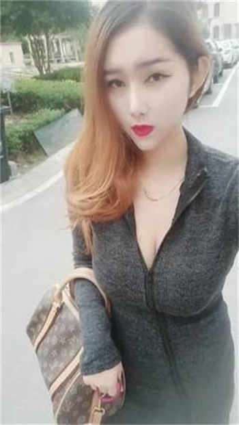 老公藤条惩罚犯错老婆