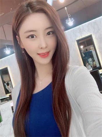 白天是母亲夜里是老婆